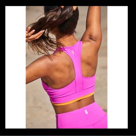 FREE PEOPLE MOVEMENT Palm Springs Bra In Living Magenta. - Picture 3 of 11